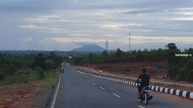 Jalan Lintas Barat Lanjutan Sudah Bisa Dilalui, Pengguna Jalan Minta Dipasang Rambu dan Lampu Penerangan Jalan
