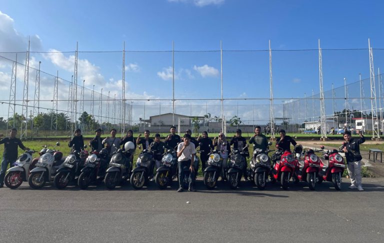 Nyoride bareng Honda Scoopy di Kota Batam
