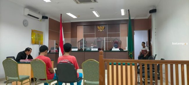 Pemilik Kayu Belum Tertangkap,  Supir Pikap pun Menangis di Pengadilan
