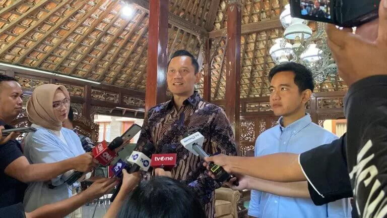 Cawapres Nomor Urut 2 Temui SBY di Cikeas, Singgung Masalah Ekonomi