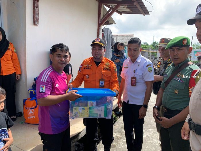 Korban Kebakaran di Gang Bawal Dapat Santunan