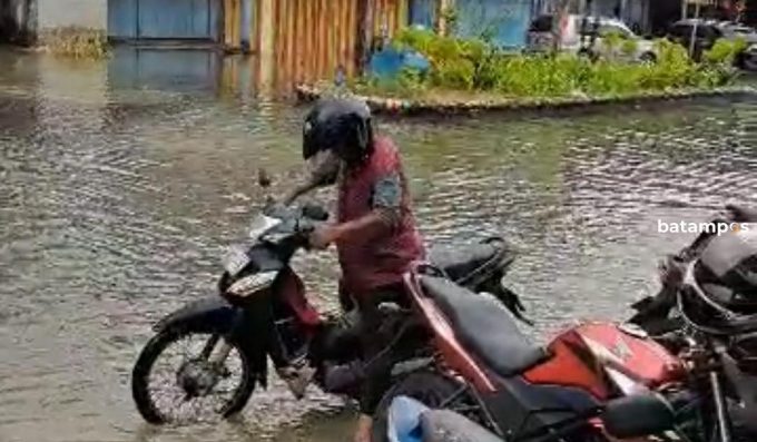 Banjir Rob Melanda Bintan