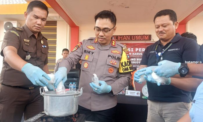 Sebulan, Polisi Sita 428 Gram Sabu dari Enam Orang Kurir Narkoba
