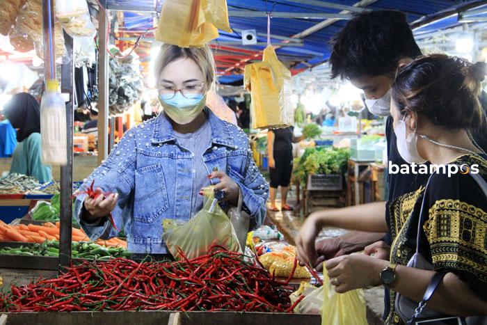Harga Sembako Meroket Jelang Ramadan, Cabai Merah Tembus Rp80 Ribu Per Kilogram