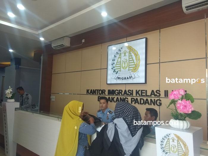 Sepanjang 2023, Kantor Imigrasi Kelas II TPI Belakang Padang Terbitkan 8.980 Paspor