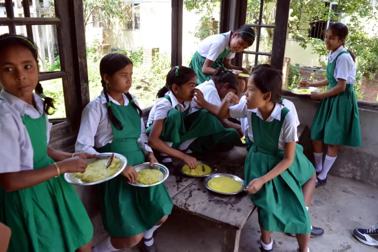 Ini Deretan Negara yang Sudah Menerapkan Makan Siang Gratis