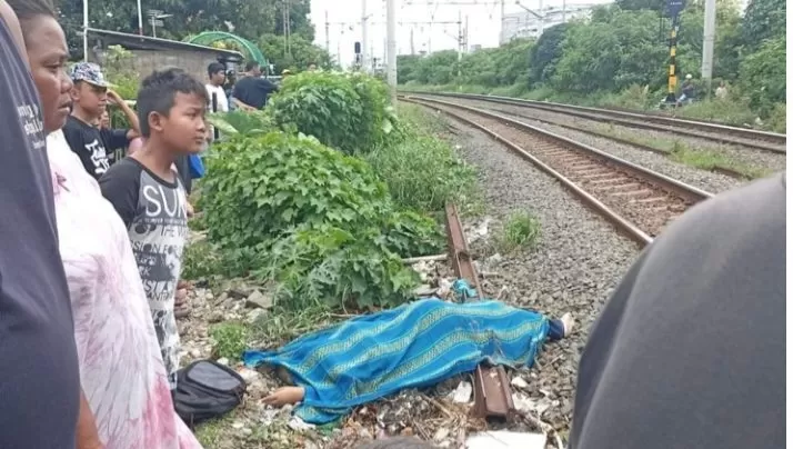 Asyik Buat Konten, Siswa SMP Tewas Tertabrak Kereta