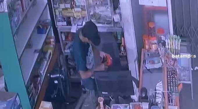 Pencuri Masuk Lewat Atap, Gasak Puluhan Bungkus Rokok dan Uang