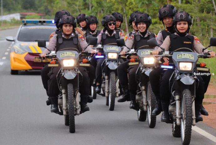 Polwan Diterjunkan Amankan Situasi Paskapemungutan Suara Pemilu