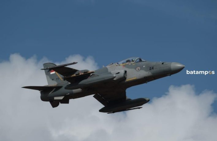 Open Base dan Static Show , 3 Pesawat Tempur AU Mengudara di Langit Tanjungpinang