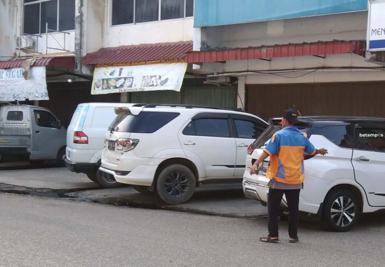 Dishub akan Razia Jukir Liar di Nagoya dan Batam Centre