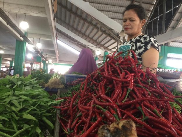 Dipasok dari Luar Daerah, Harga Cabai Merah Naik