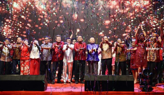 Jadi Pusat Perayaan Imlek 2575 Kongzili, Kawasan Wisata Kota Lama Menyala
