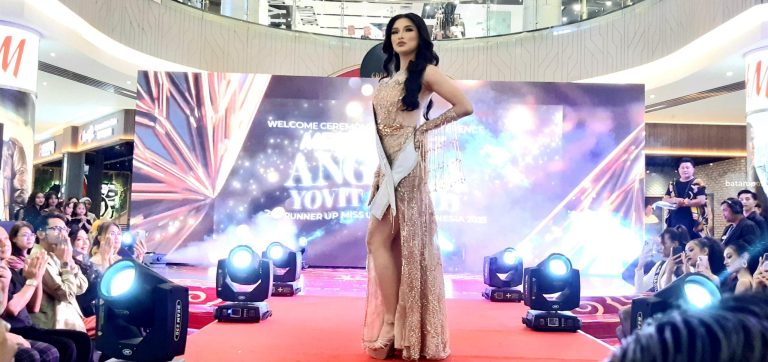Angela Yovita Lolli, Runner Up Miss Universe Indonesia asal Batam Tampil Memukau di Grand Batam Mall