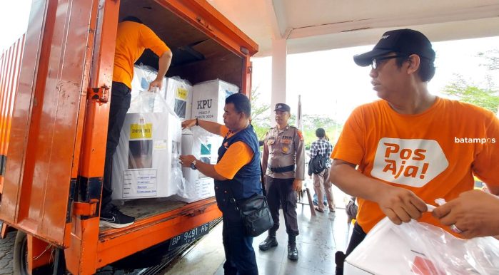 Logistik Pemilu Didistribukan Pakai Mobil Box PT Pos Indonesia