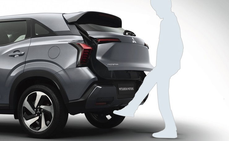 Fitur Handsfree Power Liftgate di Mitsubishi Xforce yang Canggih, Buka Bagasi Tanpa Ribet!