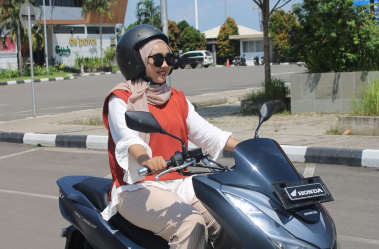 Tips Irirt Berkendara Sepeda Motor