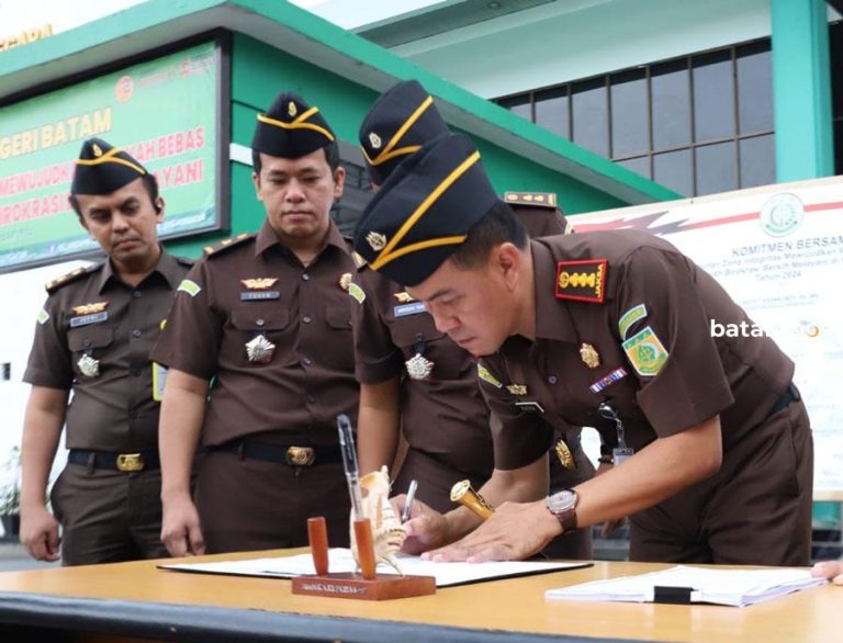 Kejari Batam BISA Menuju Zona Integritas WBK dan WBBM