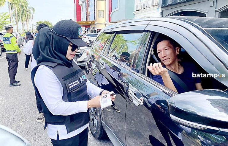Jom, Bayar Pajak
