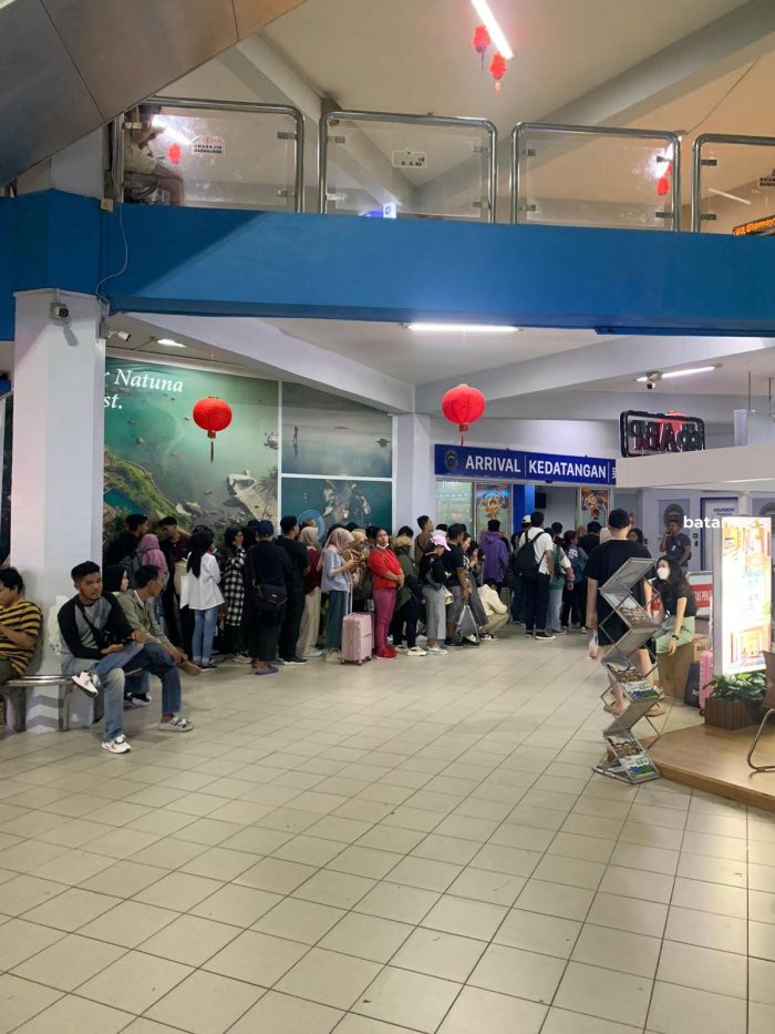 Libur Usai, Antrean Daftar IMEI Kembali Mengular di Pelabuhan Batamcenter