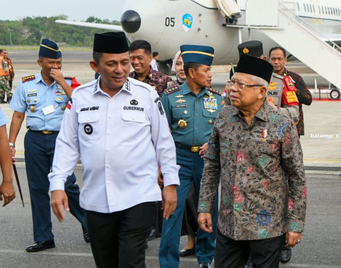 Gubkepri Ansar Ahmad Sambut Wapres RI Maruf Amin,  Jelang Pembukaan Kepri Ramadhan Fair 2024