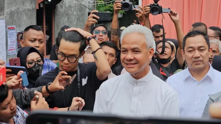 Ganjar Tegas Membantah Terima Gratifikasi Lebih dari Rp 100 M