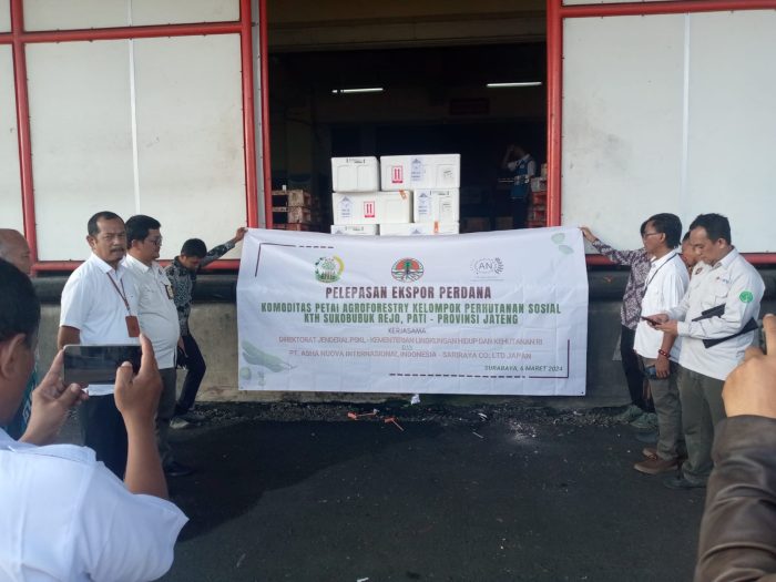 Petai Perhutanan Sosial Goes to Japan