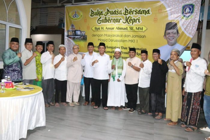 Gubernur Ansar Ajak Umat Islam Tingkatkan Ibadah Memasuki Akhir Ramadan
