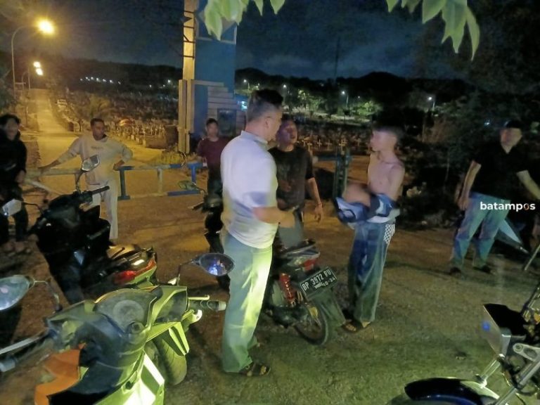 Polsek Sekupang Gagalkan Perang Sarung Dekat Kuburan, Tujuh Remaja Diamankan