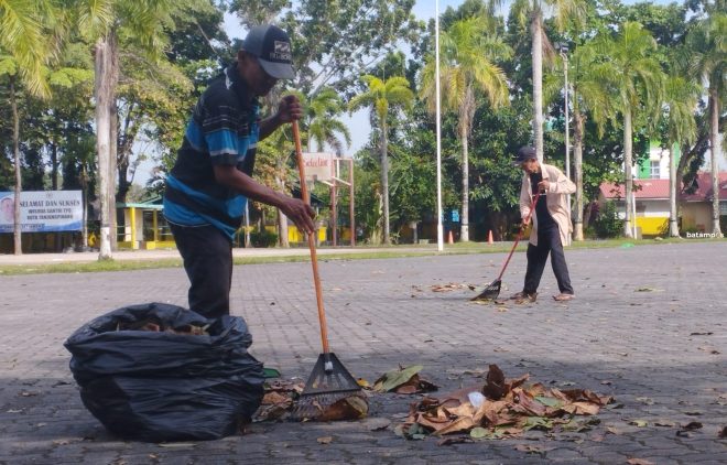 Raih Adipura, Hasan Janjikan Bonus untuk Petugas Kebersihan