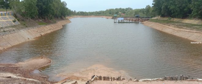 Cuaca Panas, Air Baku di Waduk Sei Bati Menyusut