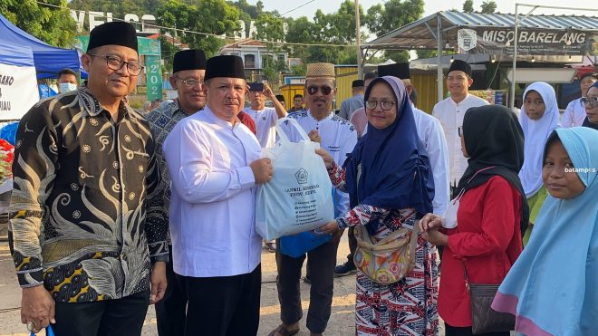Program Kemenag Bersama Baznas dan LAZ Diganjar Rekor MURI, Sebar 1.5 Juta Paket Ramadan