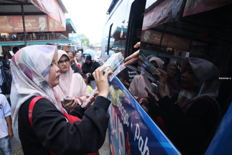 Calo Penukaran Uang Bermunculan, Minta Biaya Jasa Rp 7-10 ribu per Rp 100 ribu