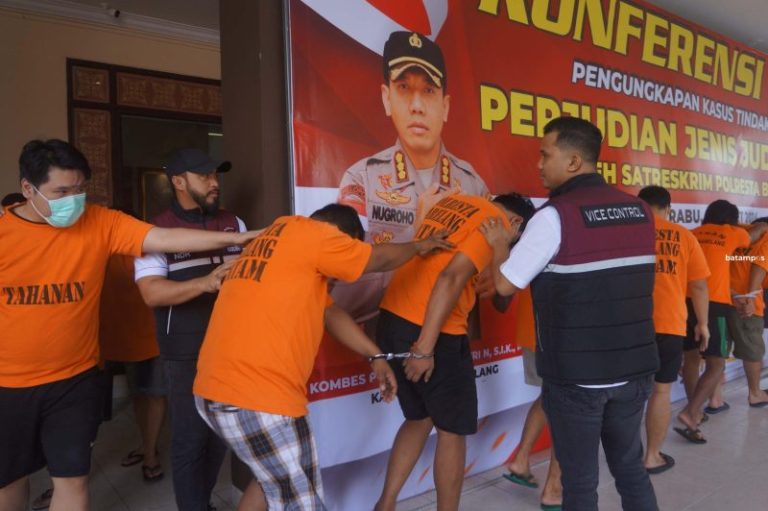 Markas Judi Online di Batam Terkoneksi ke Kamboja