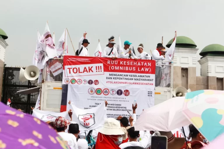 Hindari Ketidakpastian Perekonomian, Satgas UU Cipta Kerja Gelar Evaluasi Upah Minimum dan Kebijakan Alih Daya