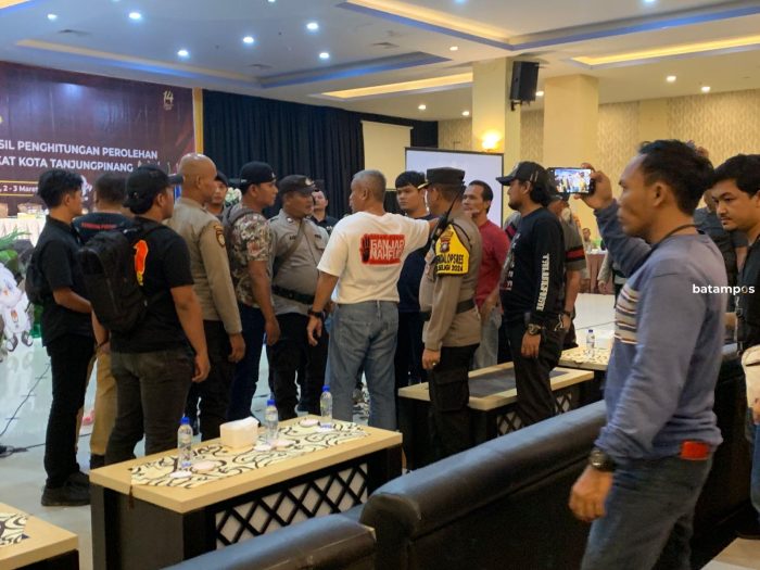 Sampai Pukul 21.58 WIB, Pleno Kota Tanjungpinang masih Belum Lanjut