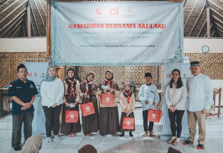 Akulaku dan BAZNAS RI Berbagi Berkah Ramadhan dengan Merangkul Anak-Anak Pemulung
