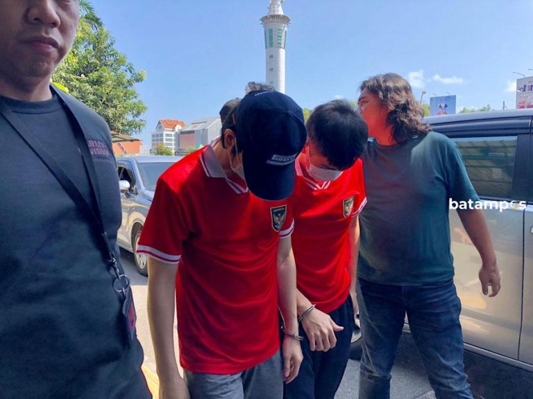 4 Tersangka Judi Bola Online Akan Disidang, Kejagung Datang ke Batam