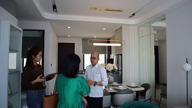 Garden Avenue Gelar Show Unit Reveal Cluster Rosewood