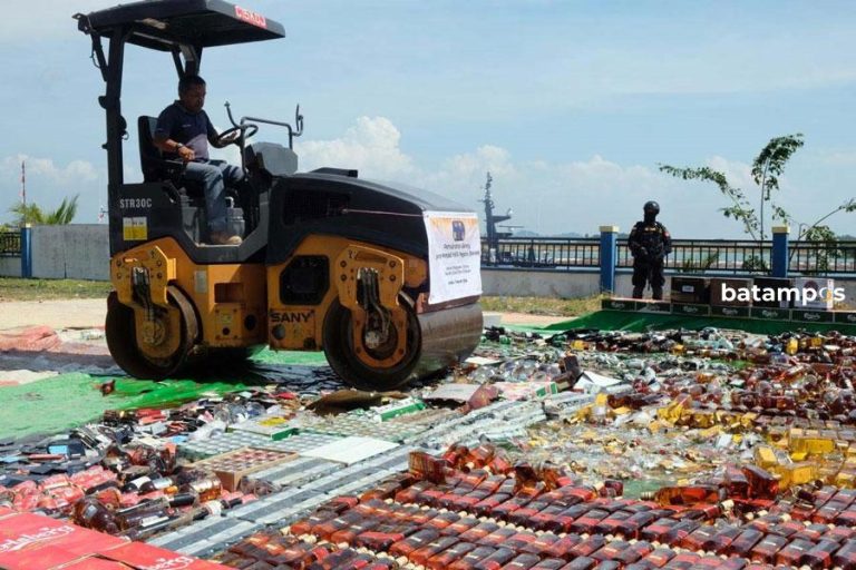 BC Batam Musnahkan Barang Senilai Rp 10,2 MIliar