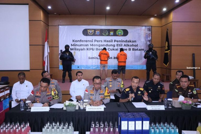 Kasus Penyelundupan Mikol 1 Kontainer: Dokumen Dipalsukan, BC Batam Bidik Tersangka Baru
