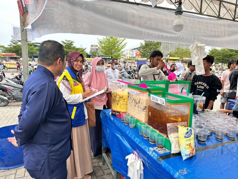 Pastikan Makanan dan Minuman Takjil Aman Dikonsumsi, Dinkes Rutin Lakukan Pengawasan Takjil Selama Ramadan