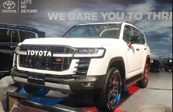 Ribuan Toyota Land Cruiser 300 dan Lexus LX600 Ditarik