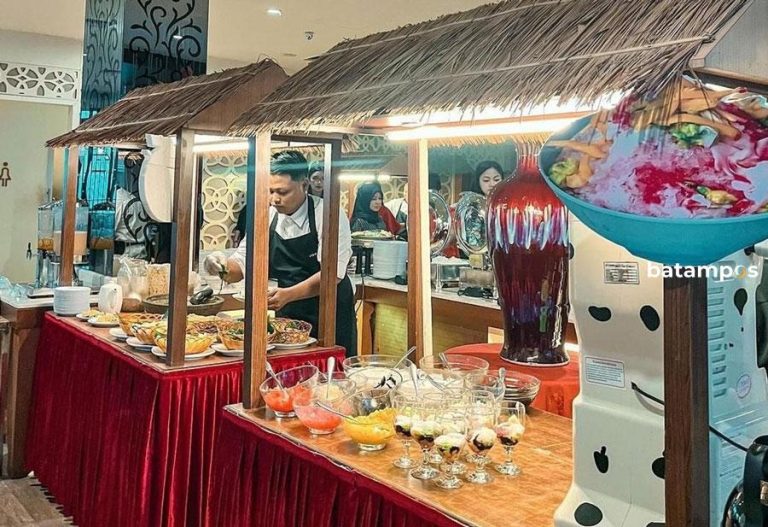 Buka Puasa di Hotel Vista, Makanan Enak, Pemandangan Ciamik