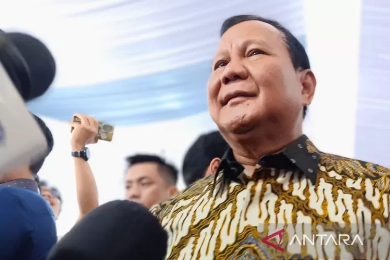 Ditanya Rencana Pertemuan dengan Megawati, Prabowo Tersenyum