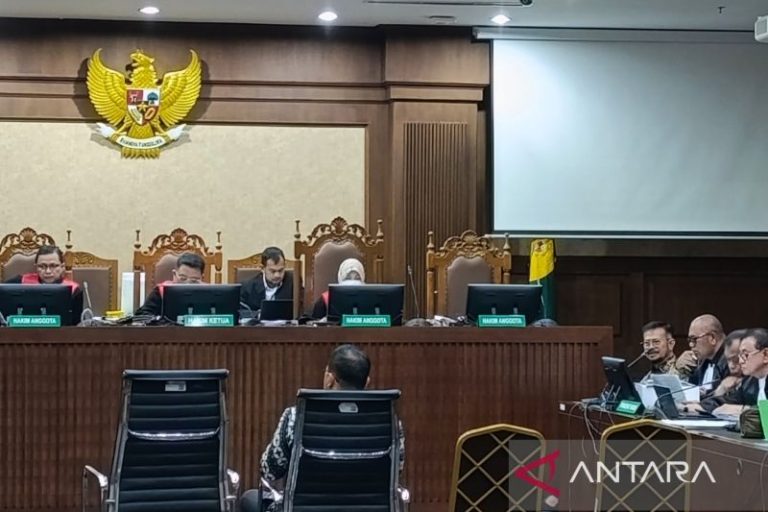 Eks Ajudan Mentan: Firli Bahuri Minta Uang Rp50 Miliar ke SYL