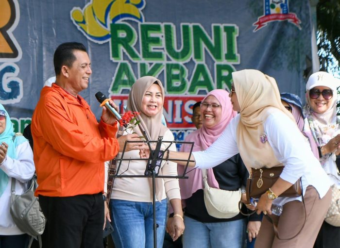 Gubkperi  Melepas Jalan Santai Ilunisda Tanjungpinang