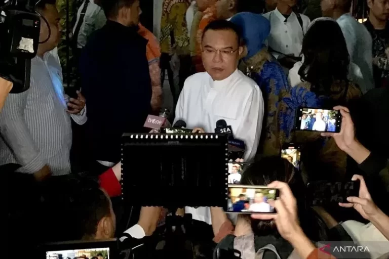 Bangun Komunikasi untuk Silaturahmi, Kubu Prabowo Sambangi Rumah Megawati