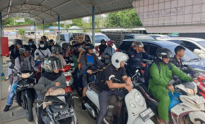 Arus Mudik di Pelabuhan ASDP Tanjunguban Masih Terpantau Lengang