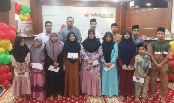 Peringati Hari Jadi, BRK Syariah Gelar Syukuran dan Berbagi dengan anak Yatim Piatu